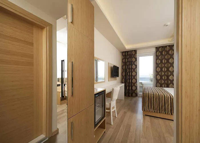 Hamzakoy Blue Park Boutique 酒店 4*